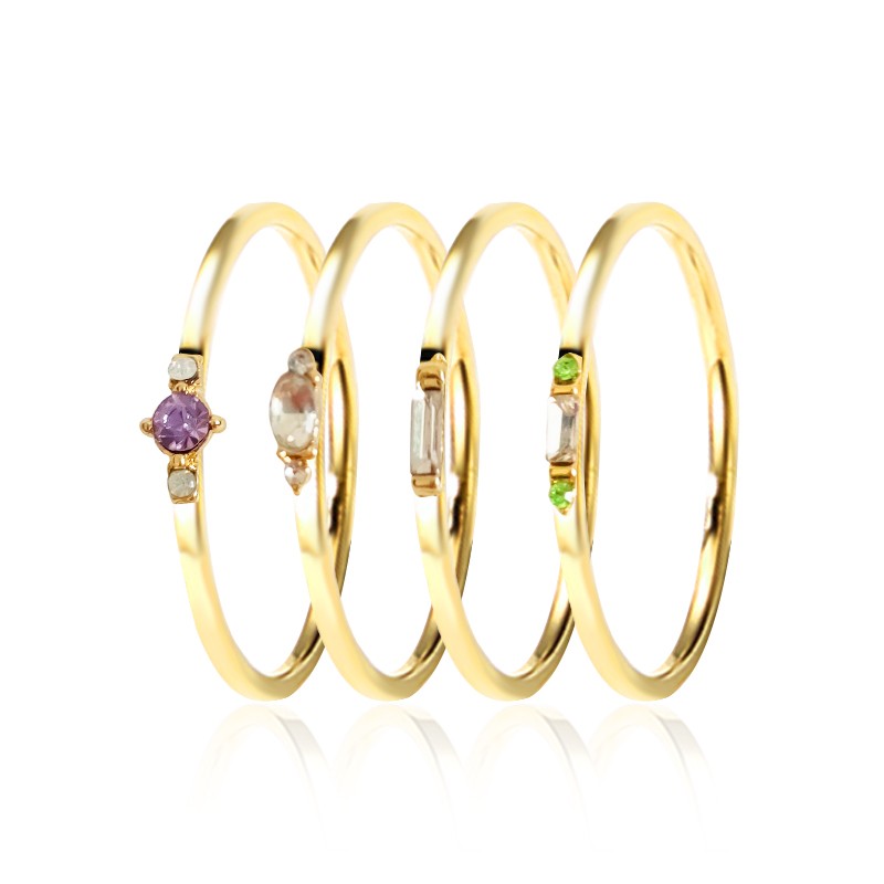 Afrodite - 4 guld ringe med farvede sten